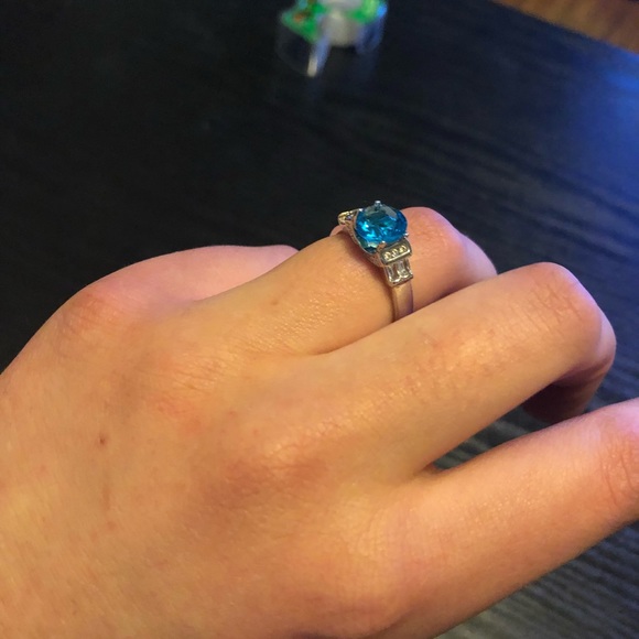 Fashion ring - Picture 1 of 3